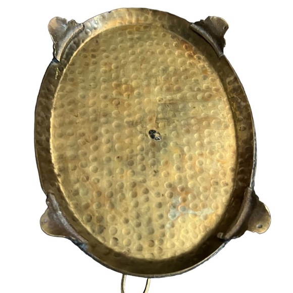 Vintage Mid-Century Modern Brass acorn finials and ornate feet Ice Bucket - Picture 8 of 8